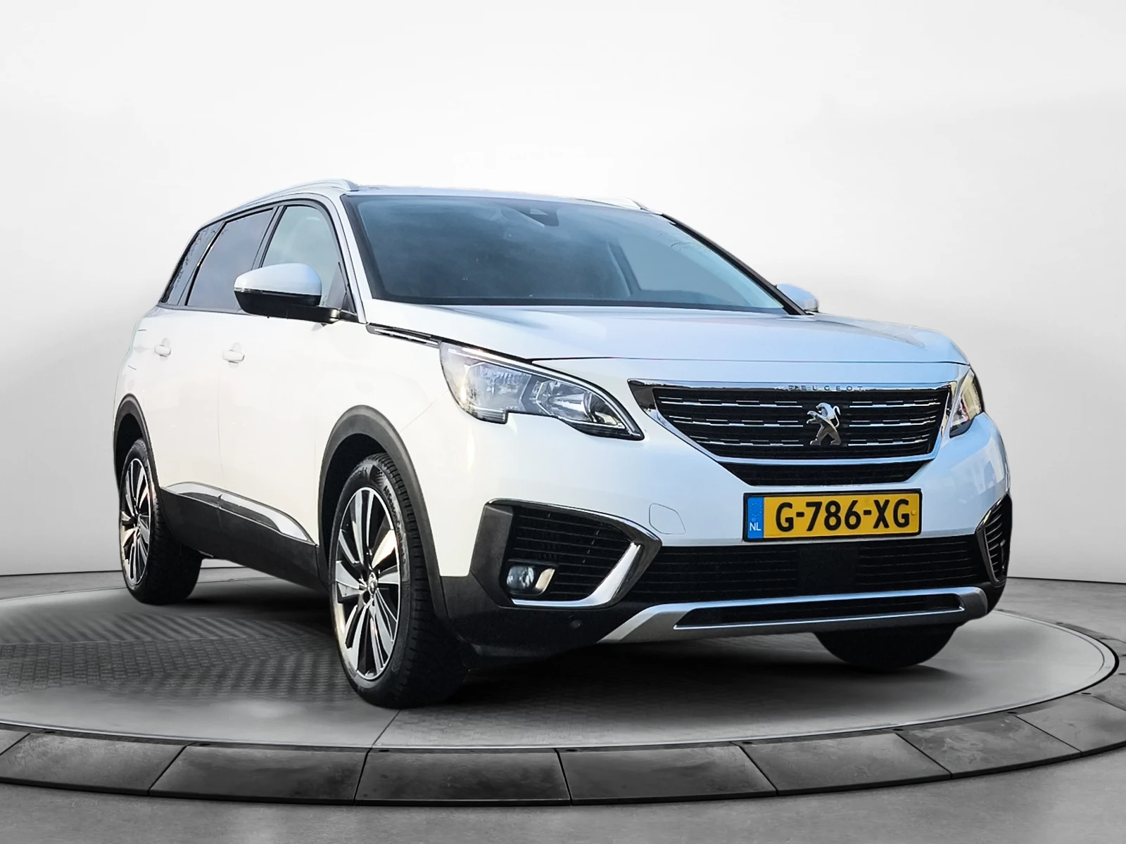 Hoofdafbeelding Peugeot 5008