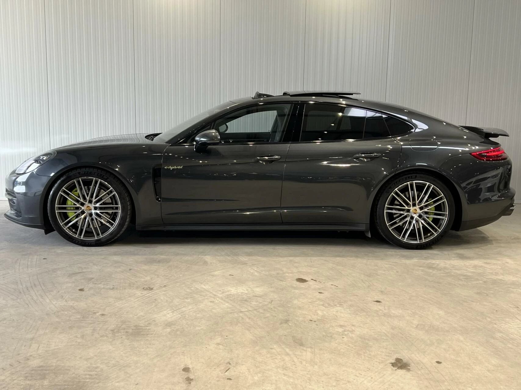 Hoofdafbeelding Porsche Panamera