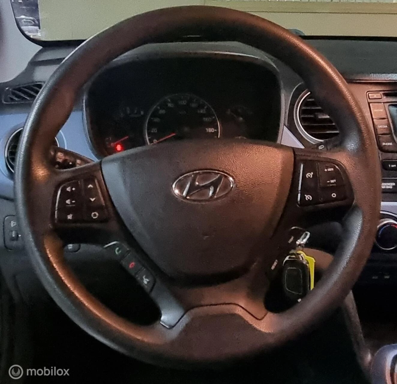 Hoofdafbeelding Hyundai i10