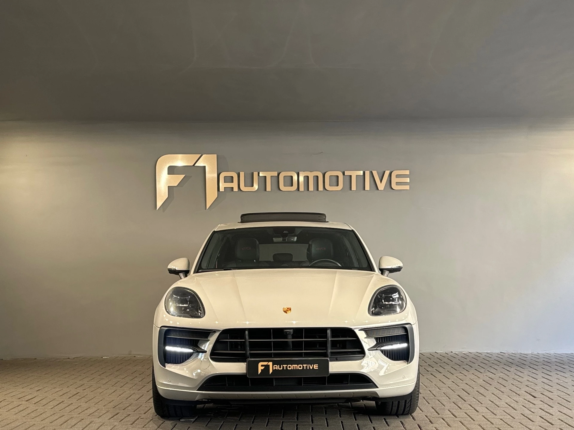 Hoofdafbeelding Porsche Macan