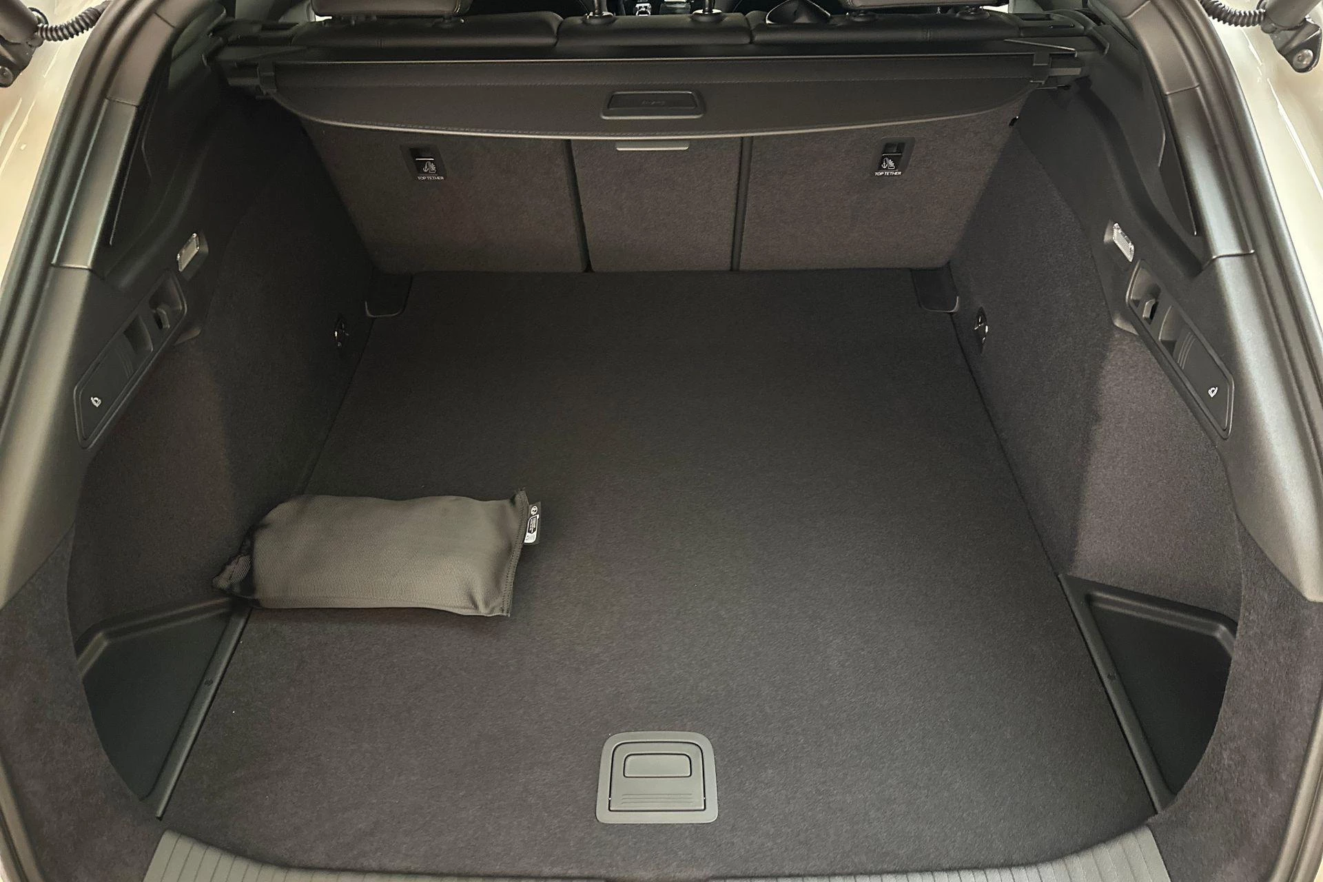 Hoofdafbeelding Audi A6 Avant e-tron