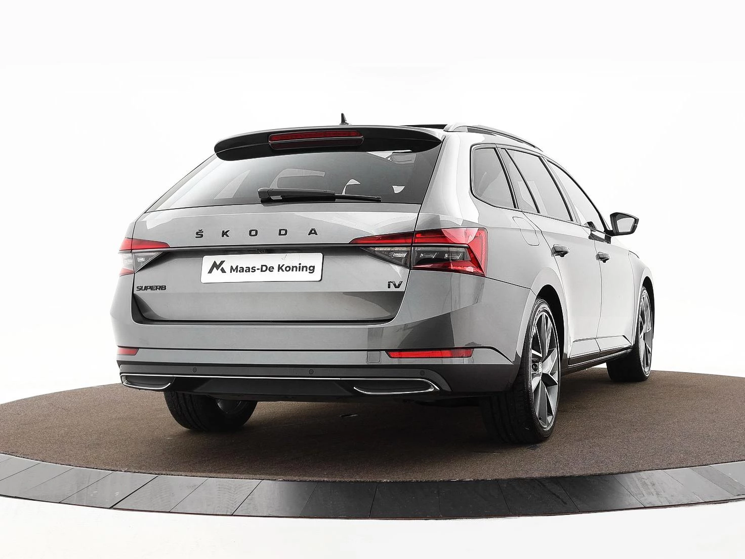 Hoofdafbeelding Škoda Superb