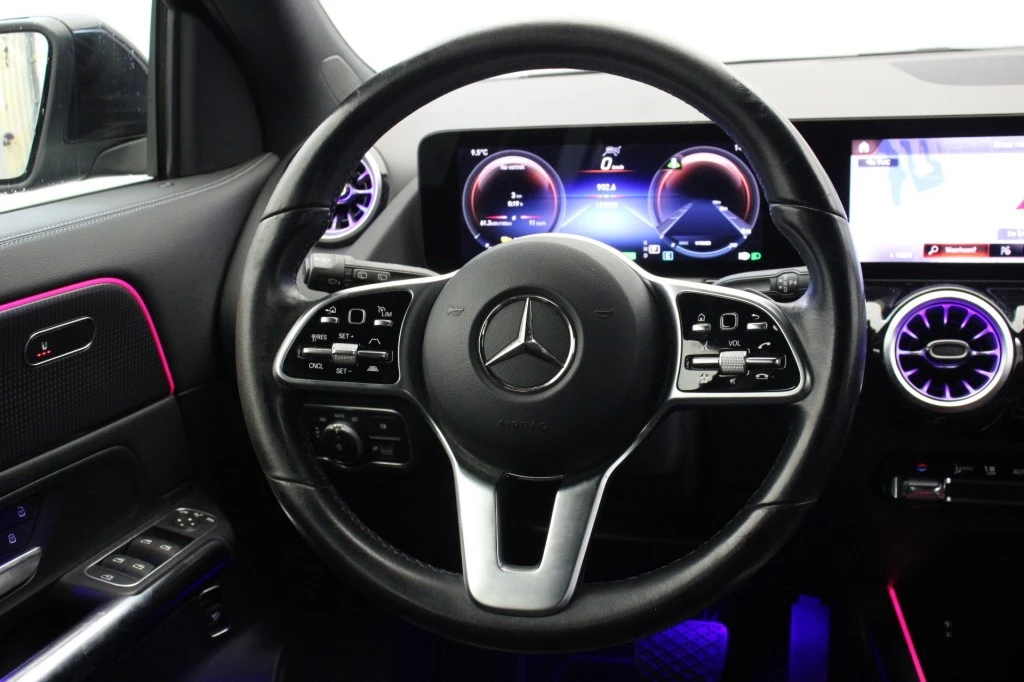 Hoofdafbeelding Mercedes-Benz EQA