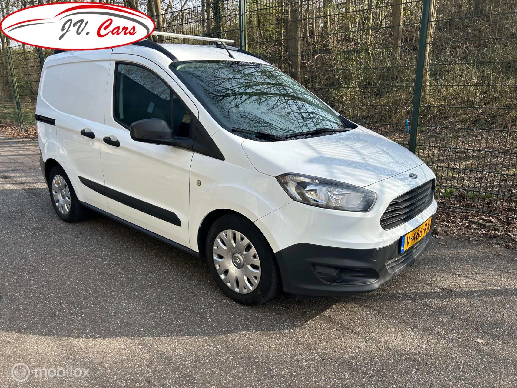 Hoofdafbeelding Ford Transit Courier