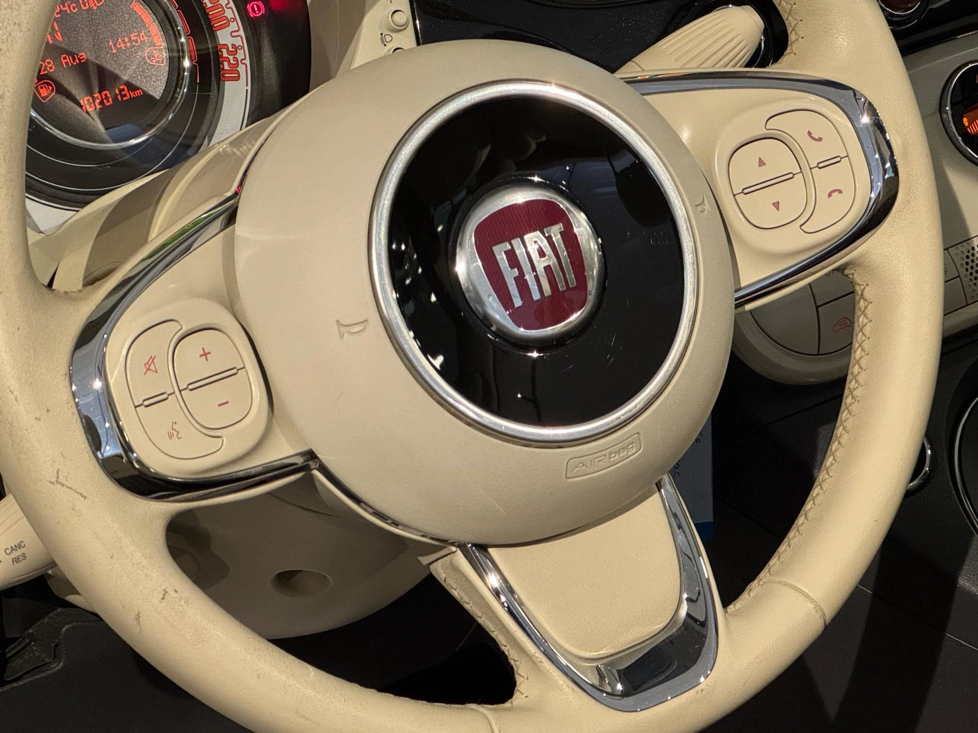 Hoofdafbeelding Fiat 500C
