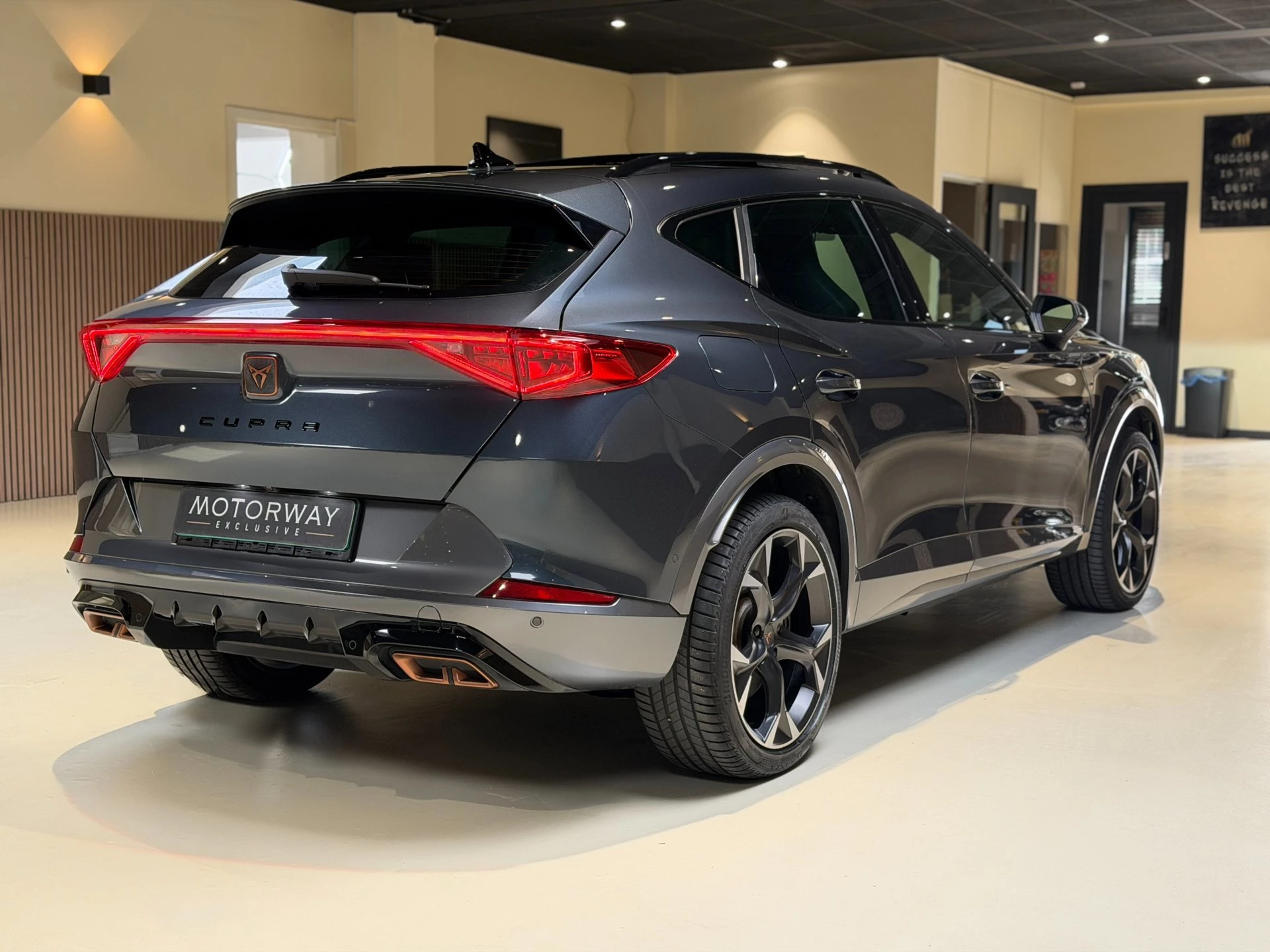 Hoofdafbeelding CUPRA Formentor