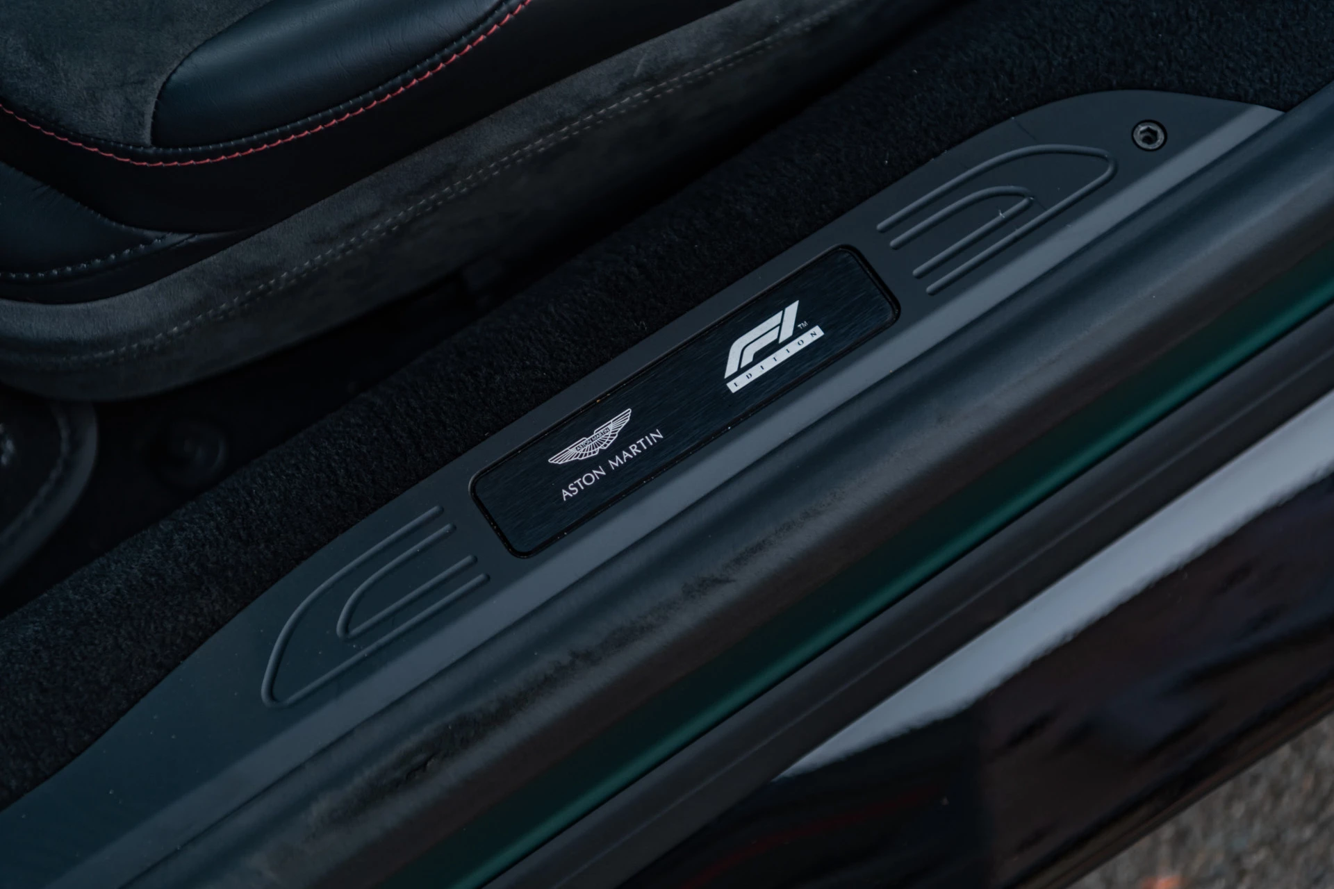 Hoofdafbeelding Aston Martin V8 Vantage