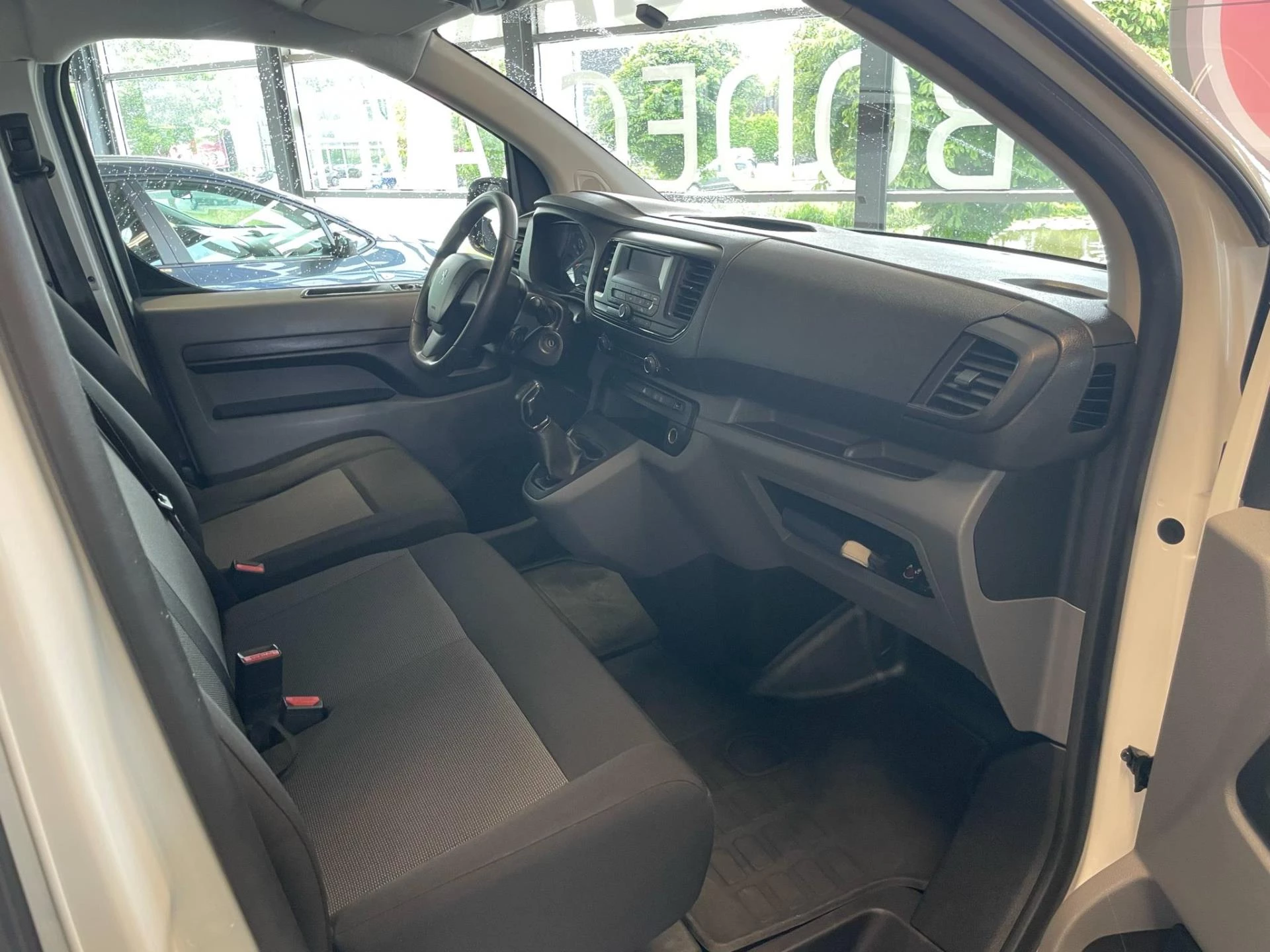 Hoofdafbeelding Peugeot Expert
