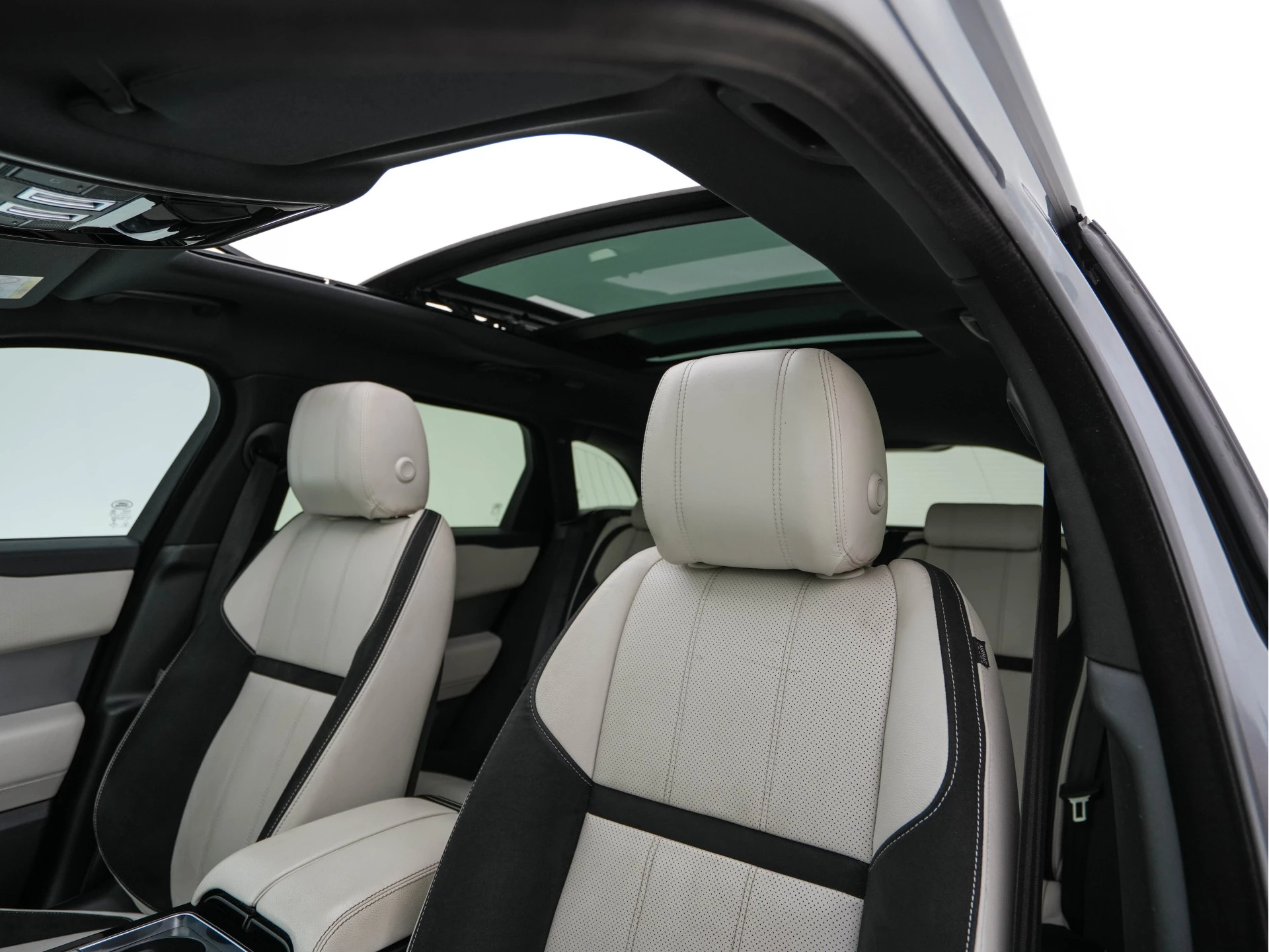 Hoofdafbeelding Land Rover Range Rover Velar