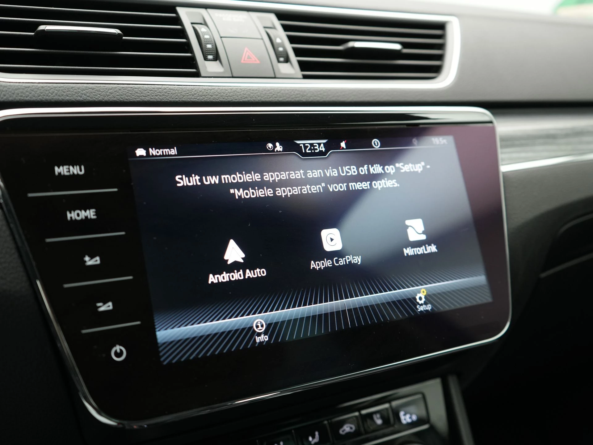 Hoofdafbeelding Škoda Superb