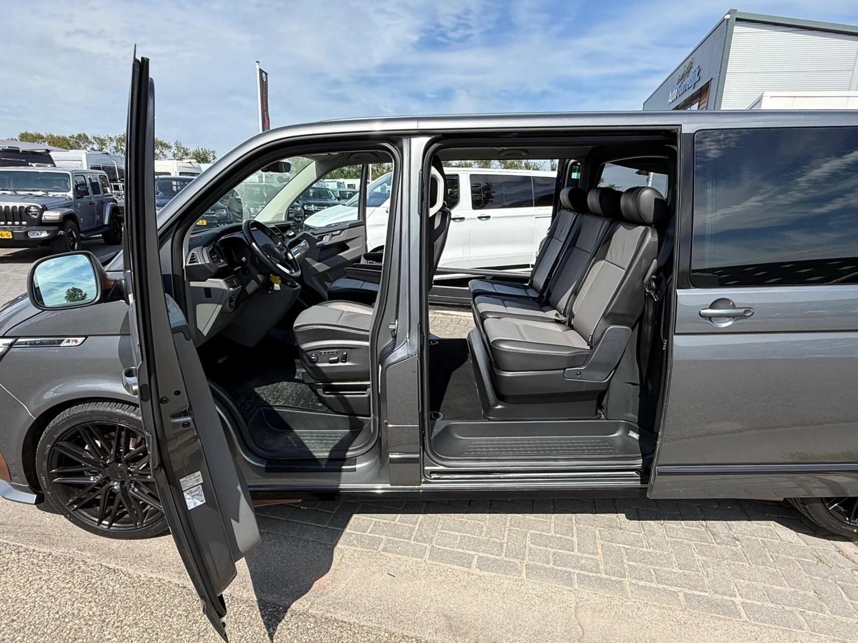Hoofdafbeelding Volkswagen Transporter
