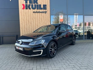 Volkswagen Golf 1.4 TSI GTE Highline / leer / Pano
