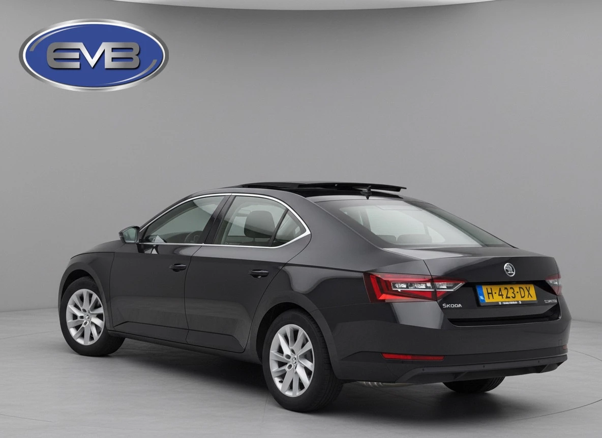 Hoofdafbeelding Škoda Superb