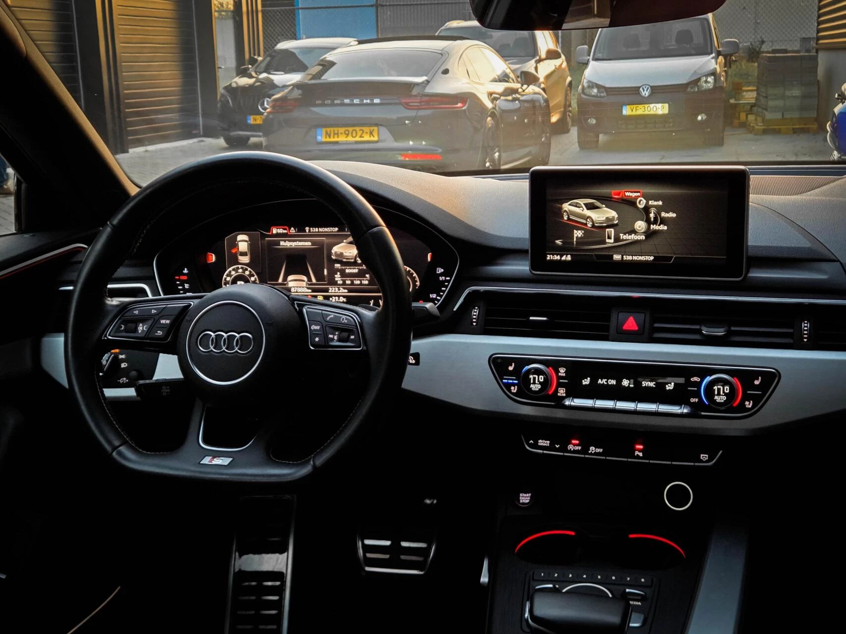 Hoofdafbeelding Audi S4