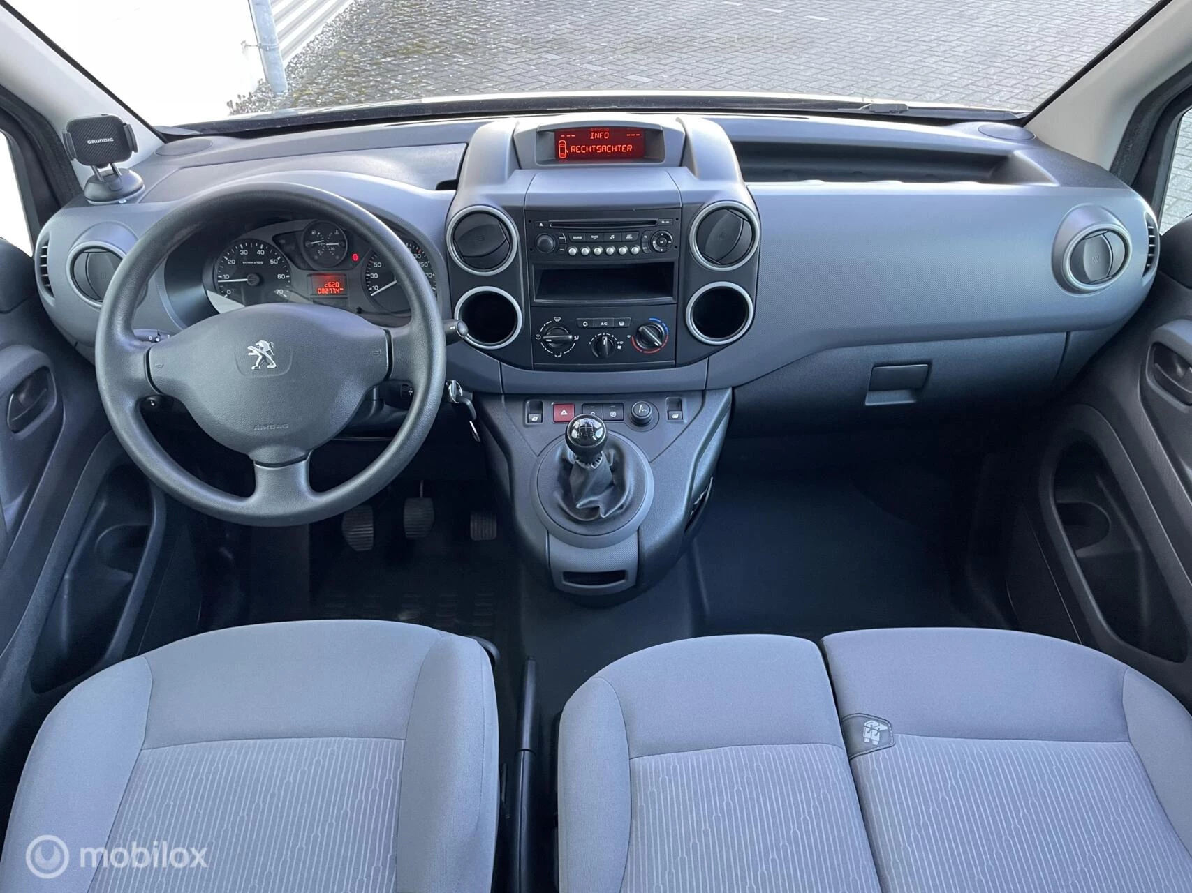 Hoofdafbeelding Peugeot Partner