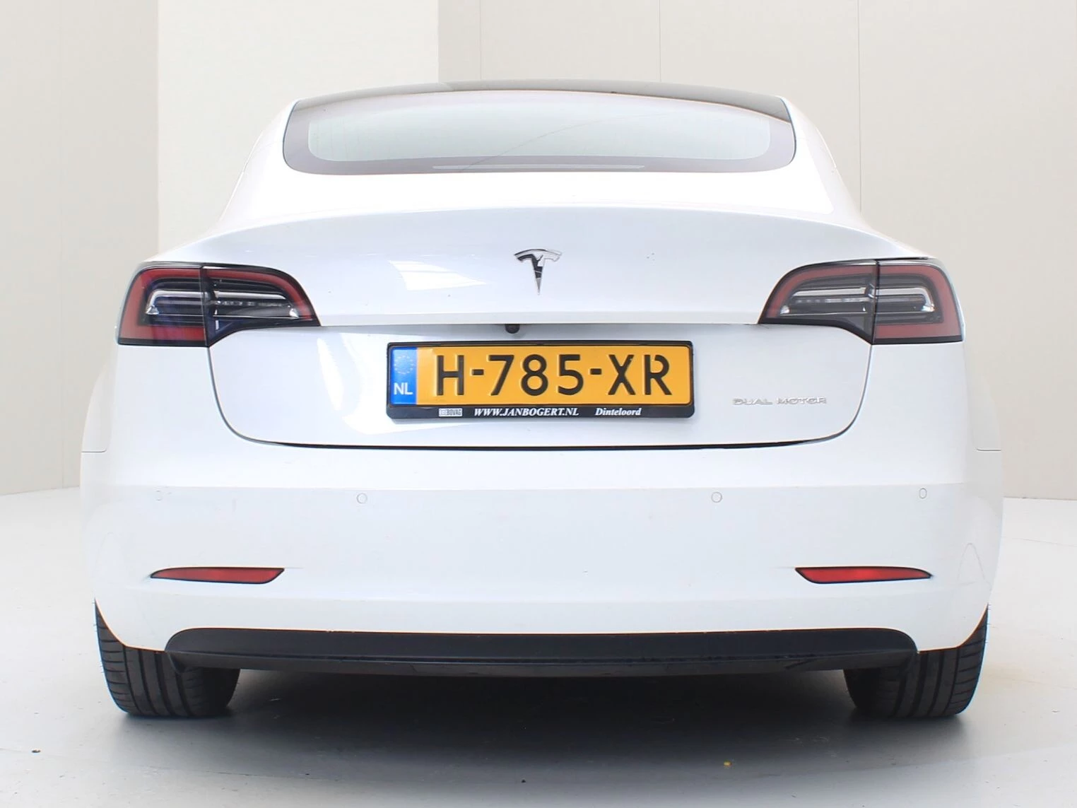 Hoofdafbeelding Tesla Model 3