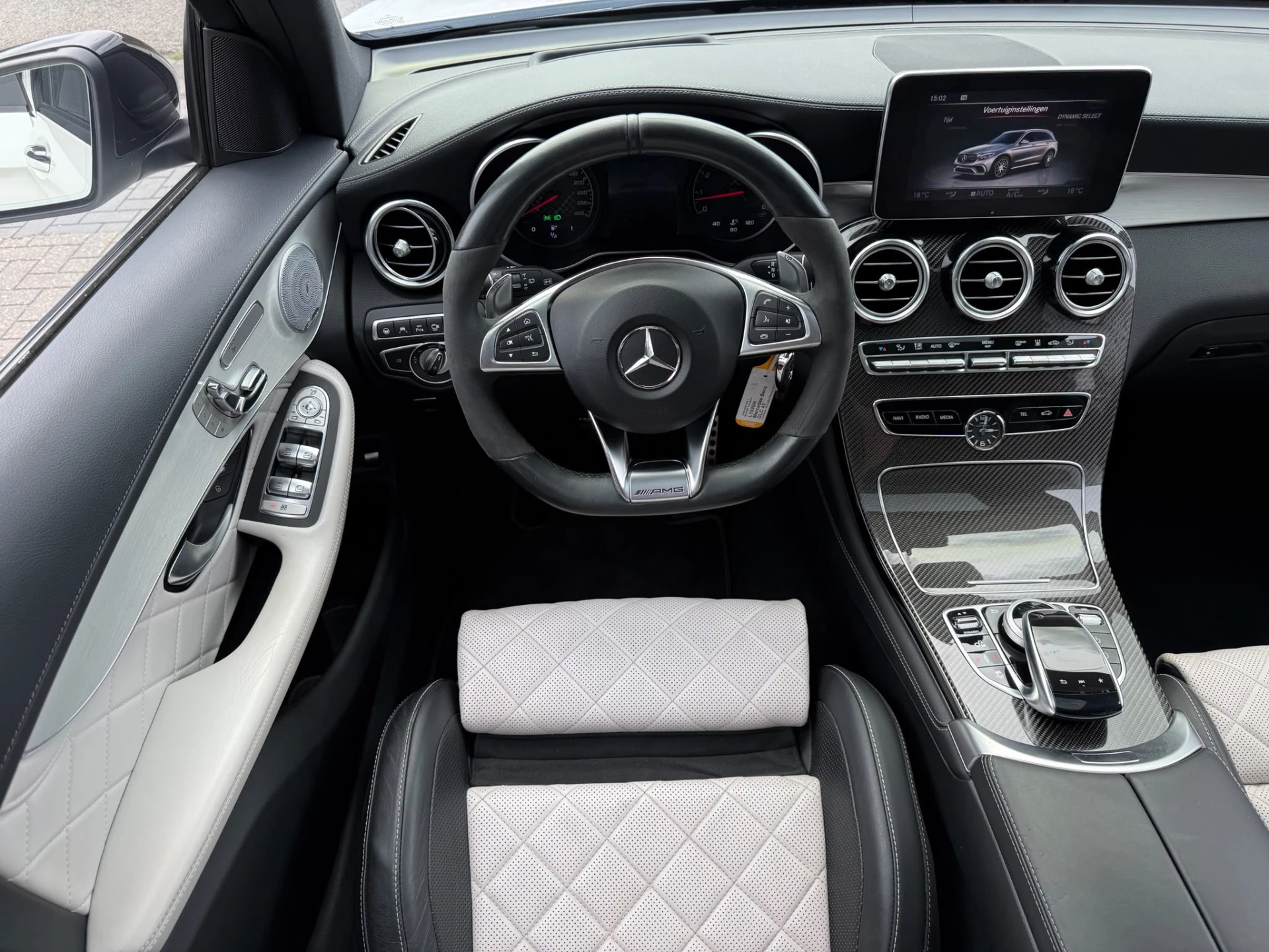 Hoofdafbeelding Mercedes-Benz GLC
