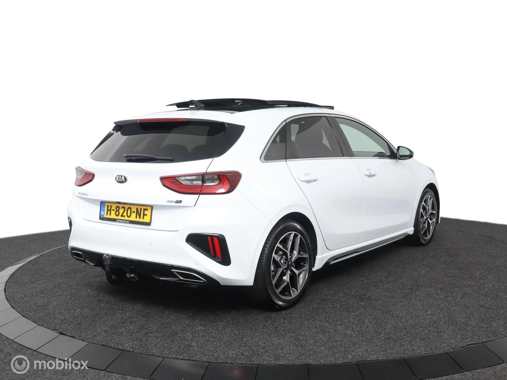 Hoofdafbeelding Kia Ceed