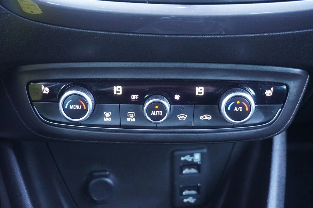 Hoofdafbeelding Opel Crossland X