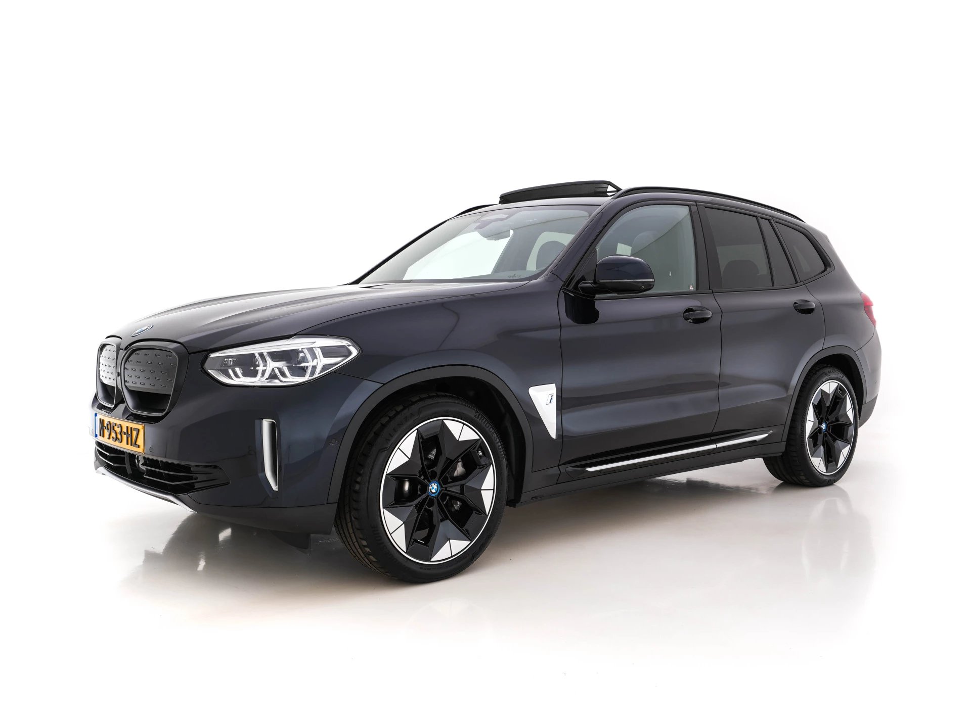 Hoofdafbeelding BMW iX3