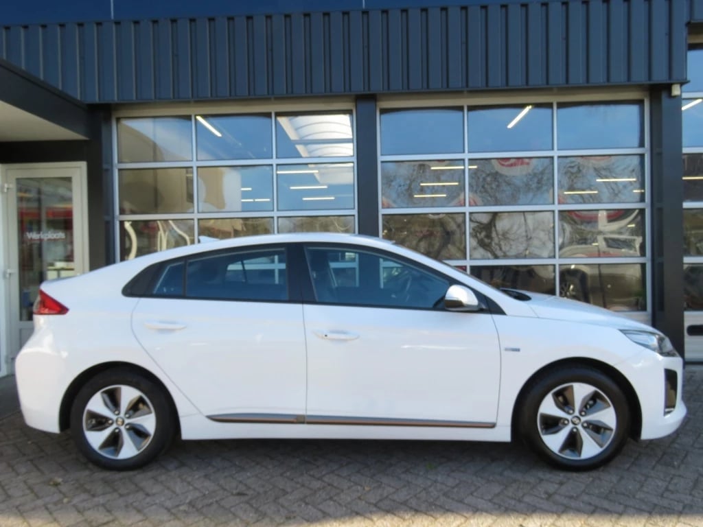 Hoofdafbeelding Hyundai IONIQ