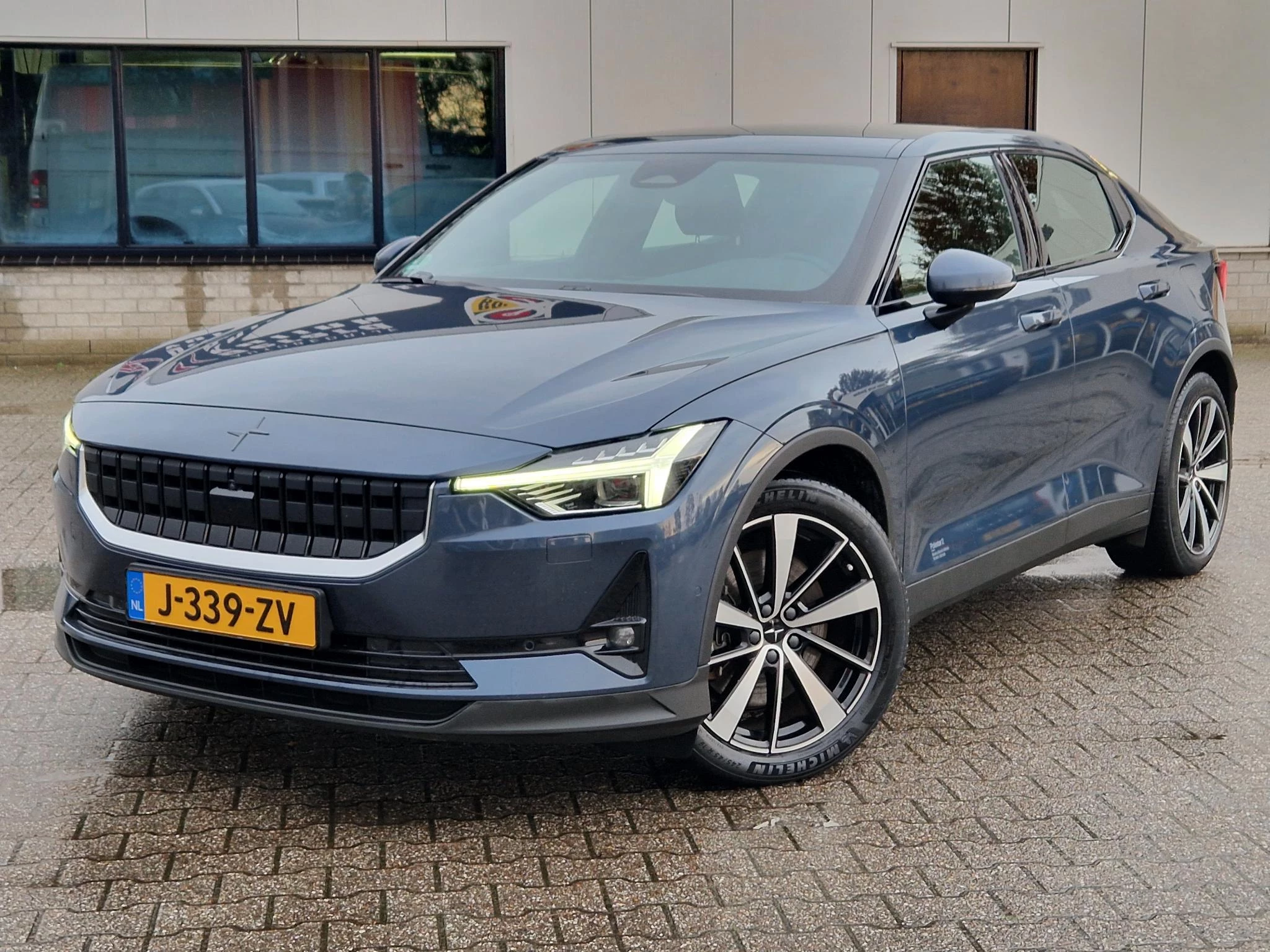 Hoofdafbeelding Polestar 2