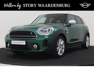 MINI Countryman Cooper SE ALL4 Classic Automaat / Panoramadak / LED Verlichting / Navigatie / Parkeersensoren