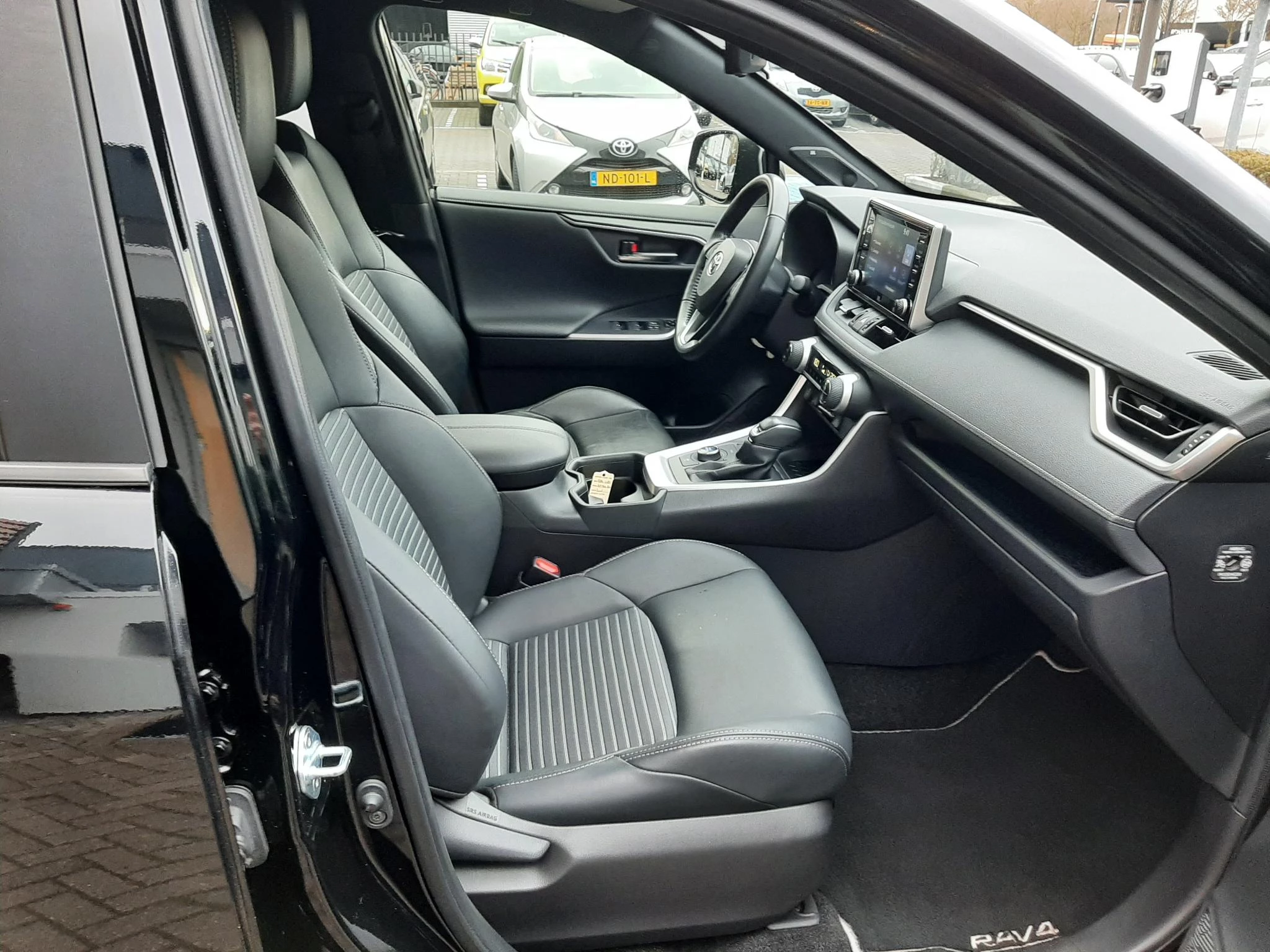 Hoofdafbeelding Toyota RAV4