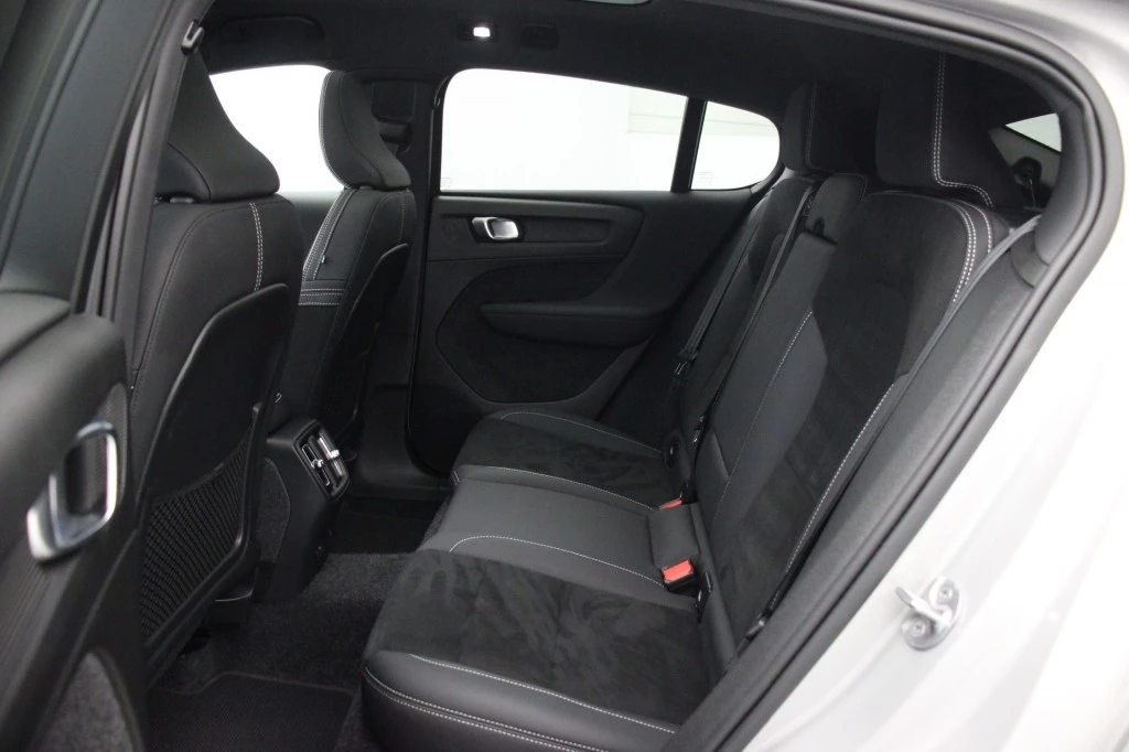 Hoofdafbeelding Volvo C40