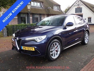 Alfa Romeo Stelvio 2.0T Q4 AWD First Edition PANODAK/DAB/CAMERA/MEMORY/NAVI
