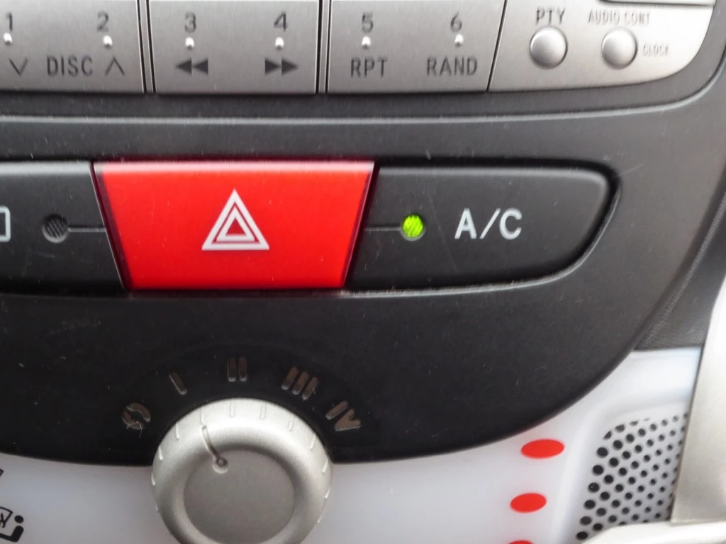 Hoofdafbeelding Peugeot 107