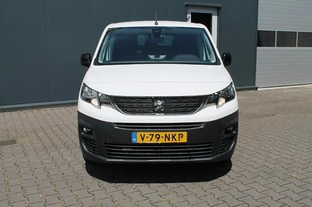 Hoofdafbeelding Peugeot Partner