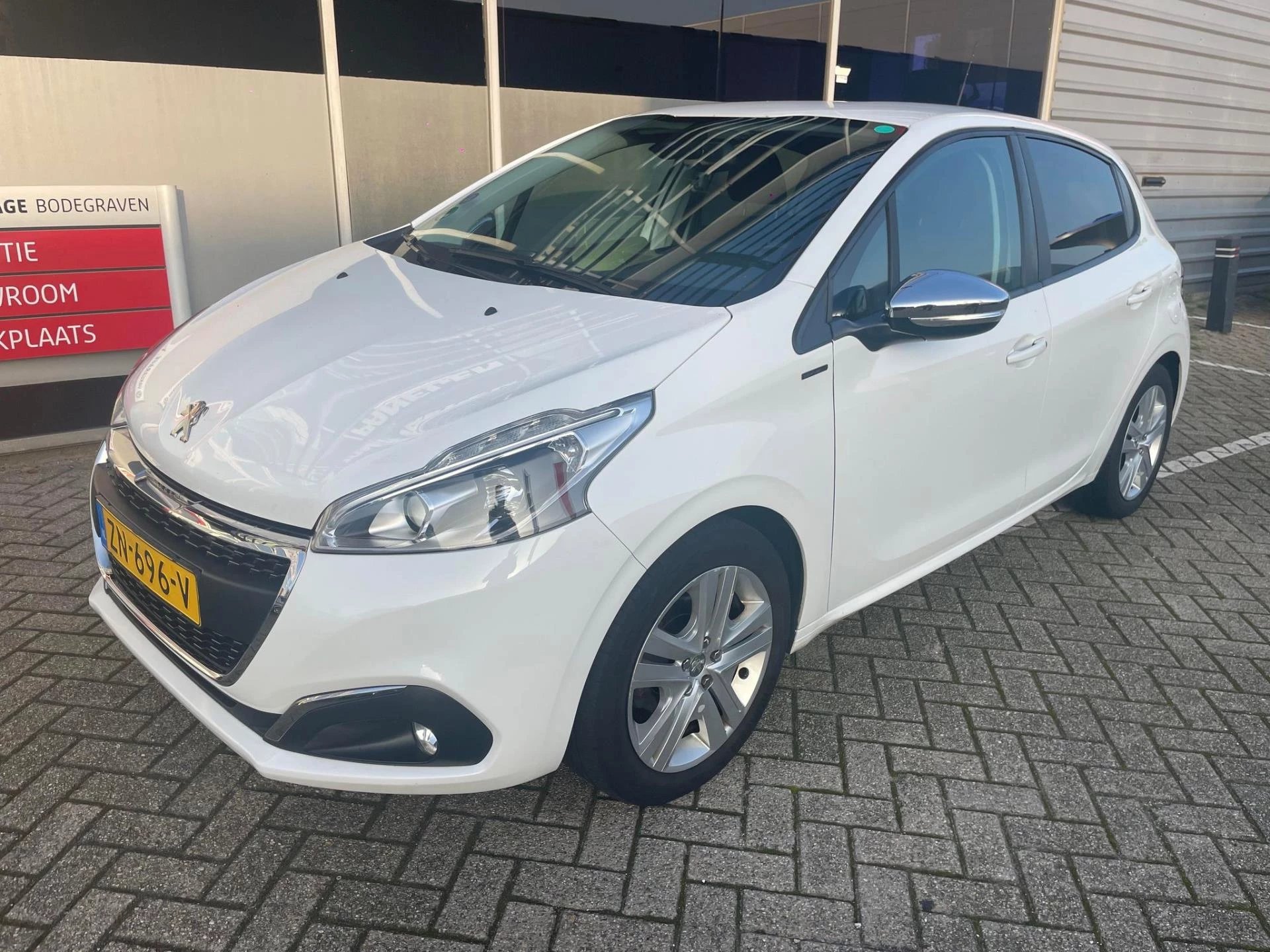 Hoofdafbeelding Peugeot 208