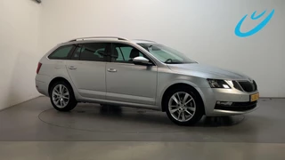 Skoda Octavia Combi 1.0 TSI 116pk DSG Greentech Clever Edition Leder-Stof Virtual Cockpit Stoelverwarming Navigatie