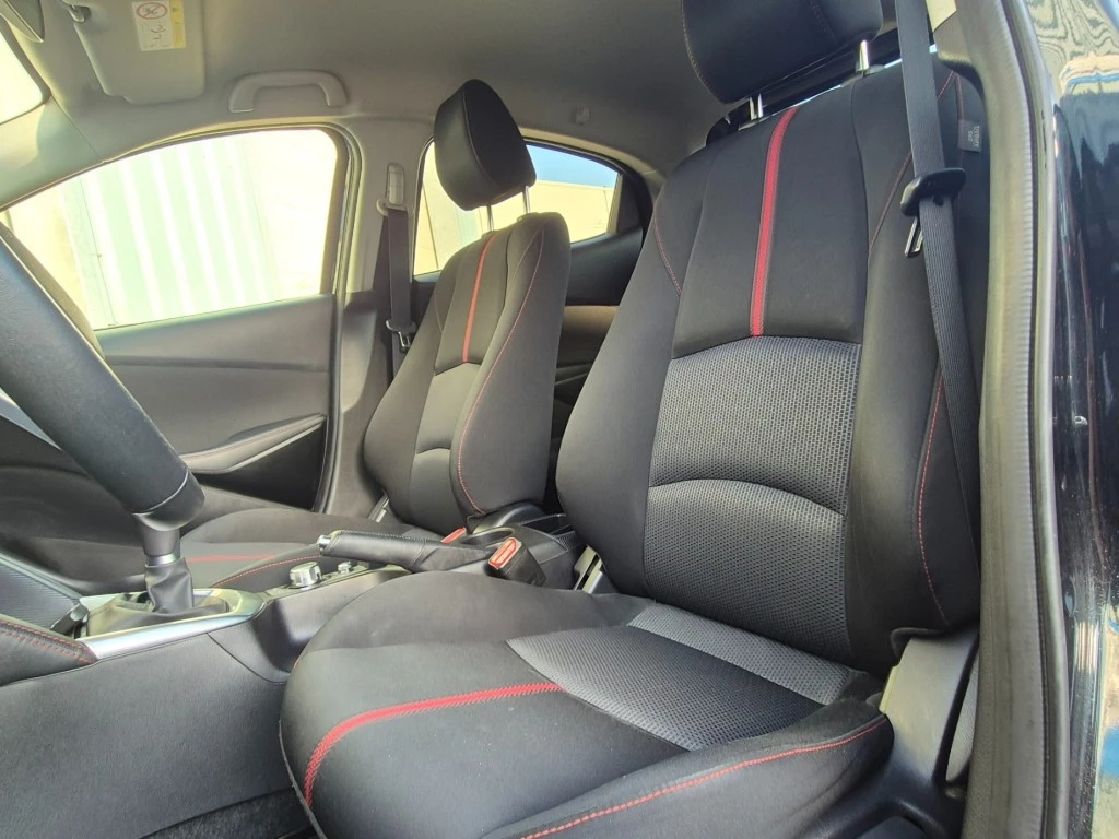 Hoofdafbeelding Mazda 2