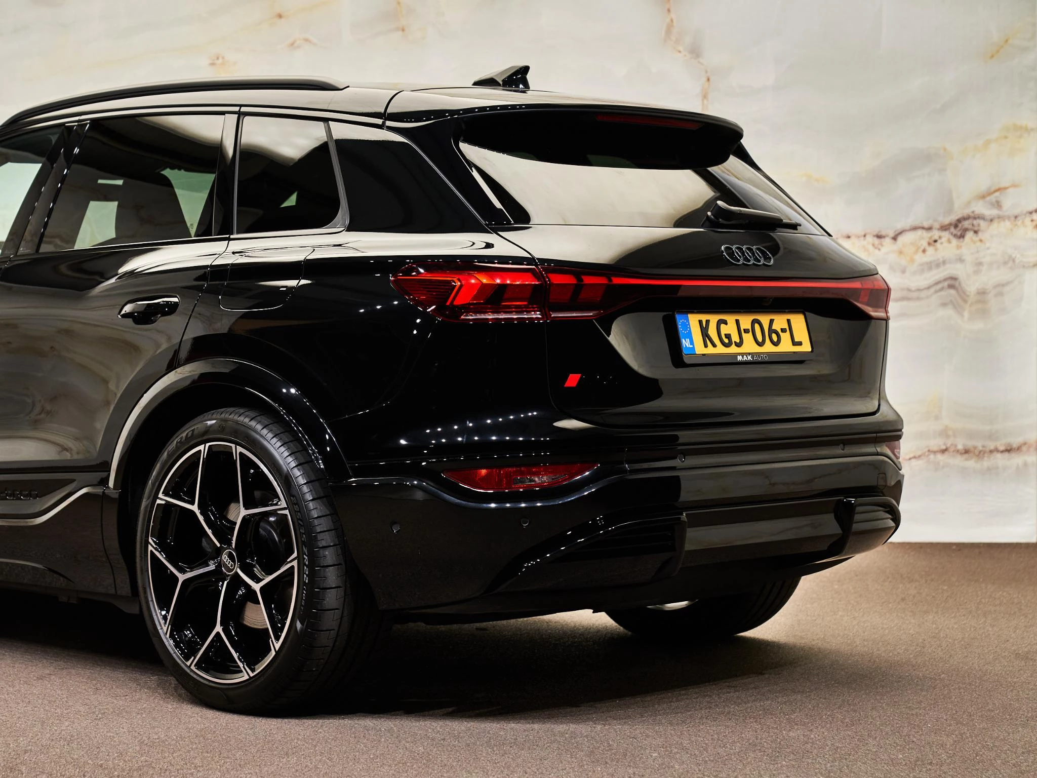 Hoofdafbeelding Audi SQ6 e-tron