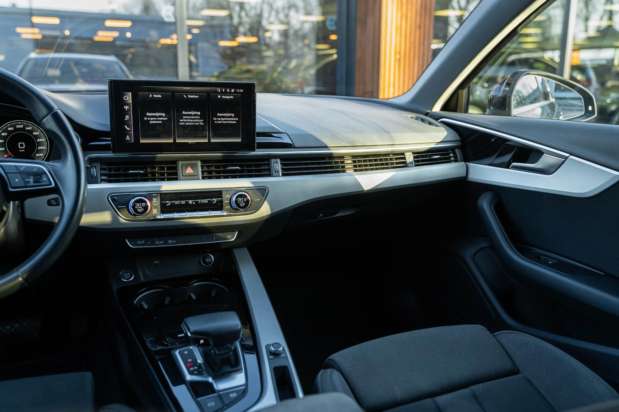 Hoofdafbeelding Audi A4