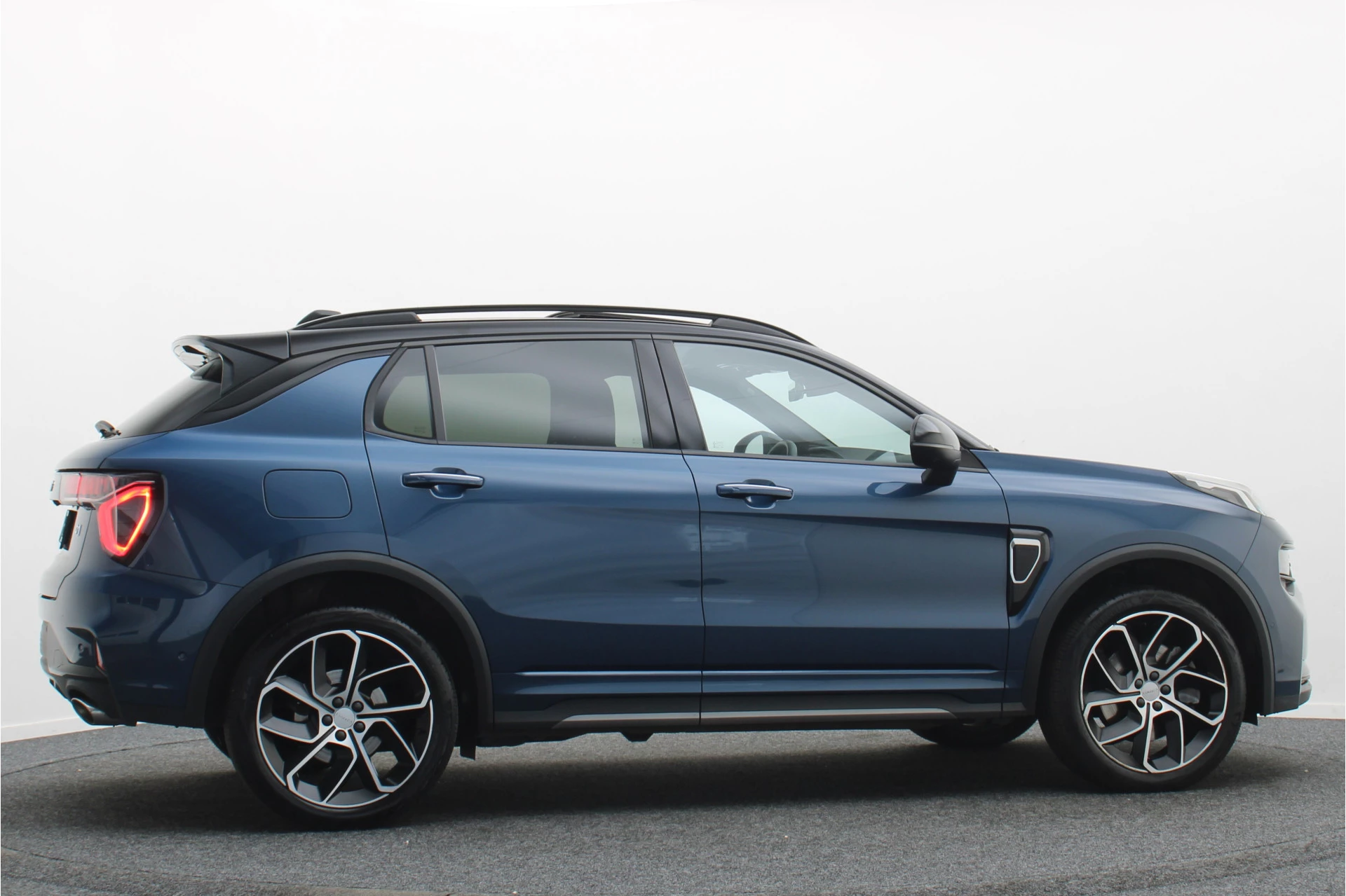 Hoofdafbeelding Lynk & Co 01