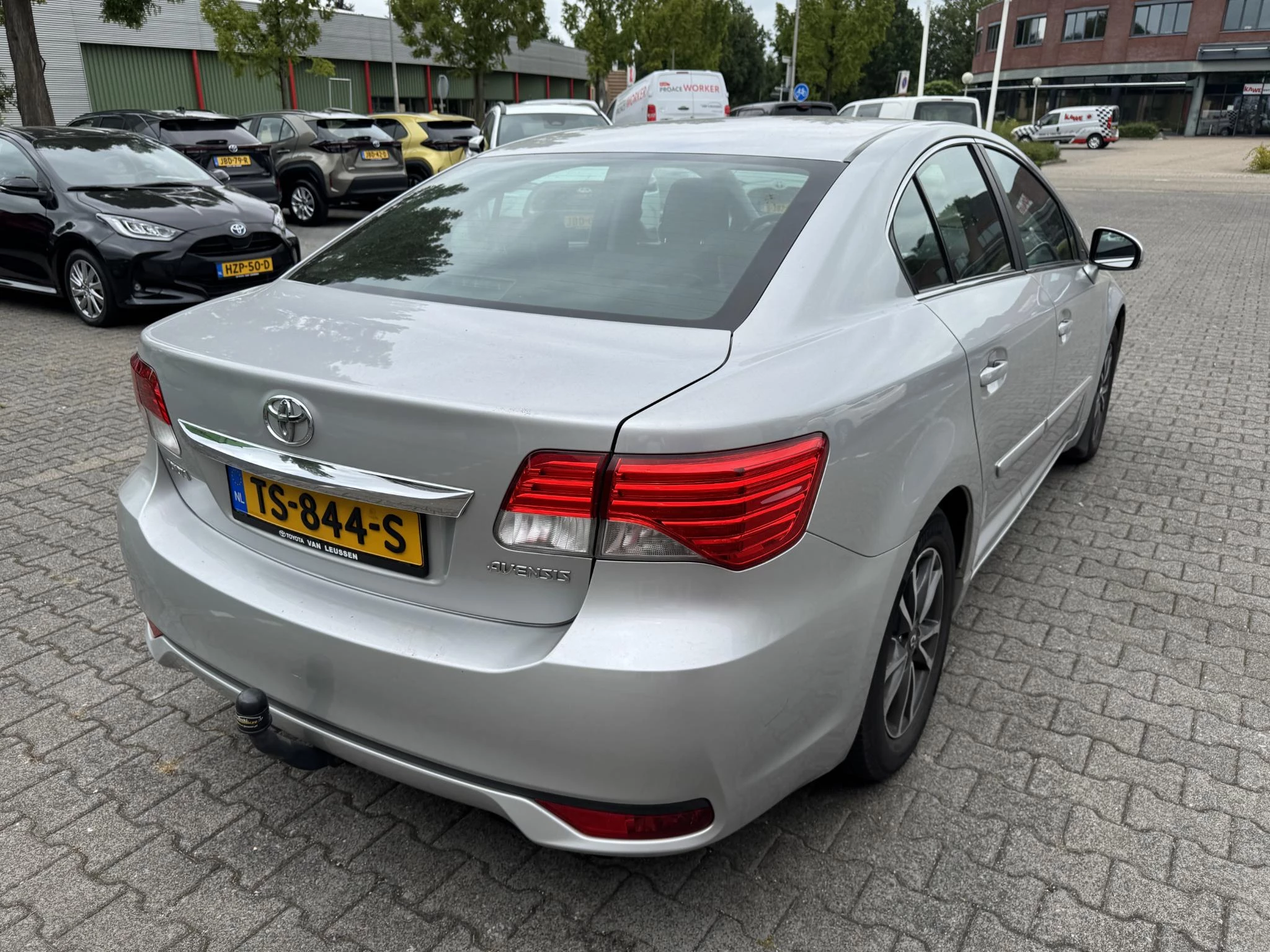 Hoofdafbeelding Toyota Avensis