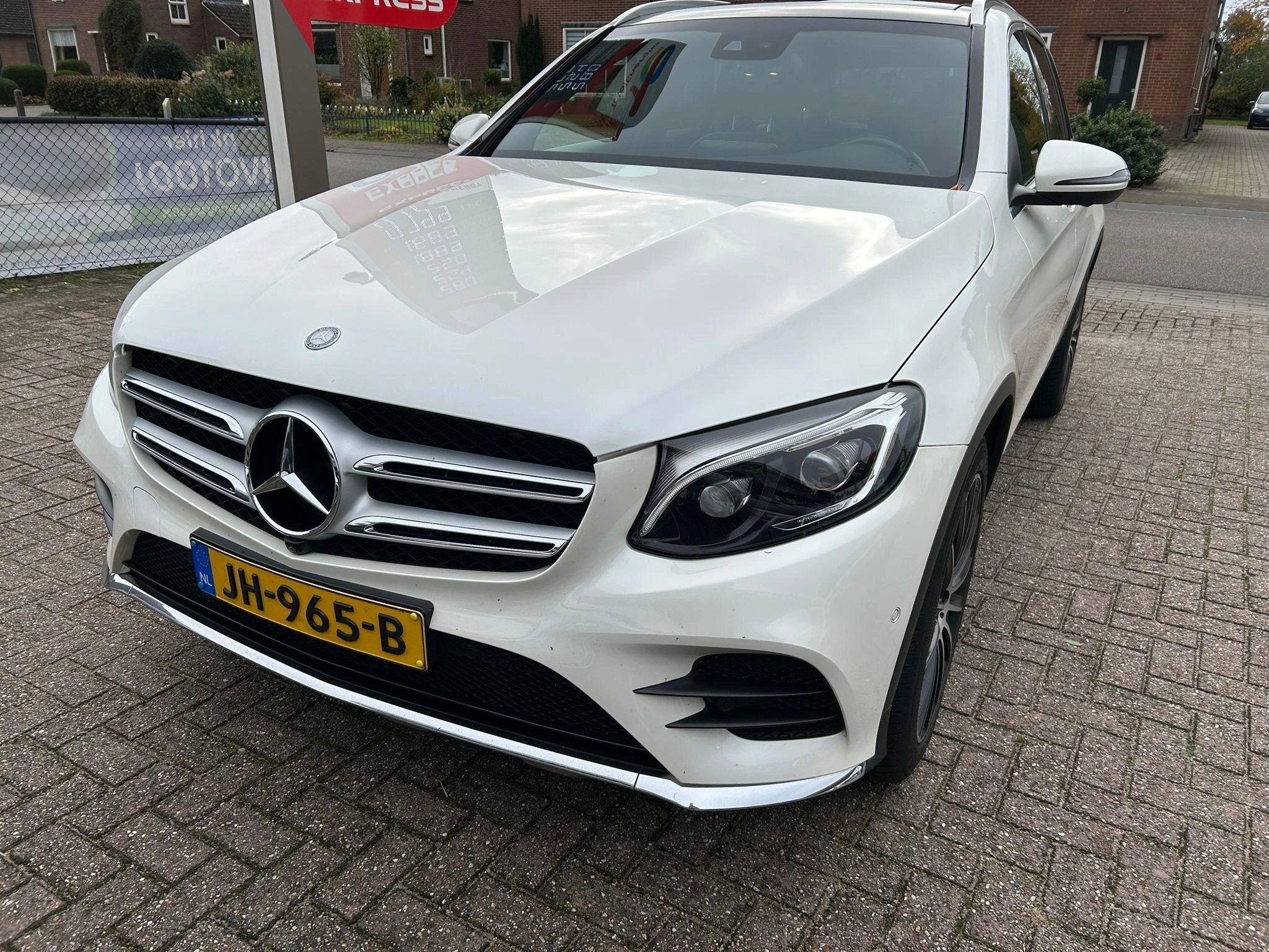 Hoofdafbeelding Mercedes-Benz GLC