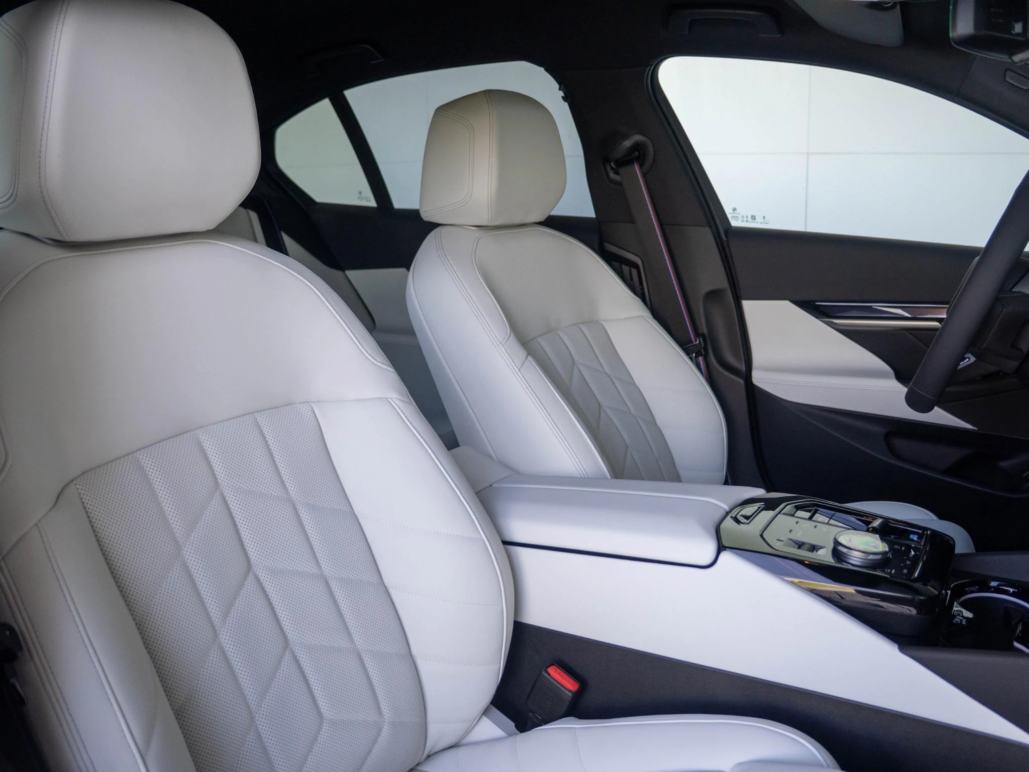 Hoofdafbeelding BMW i5