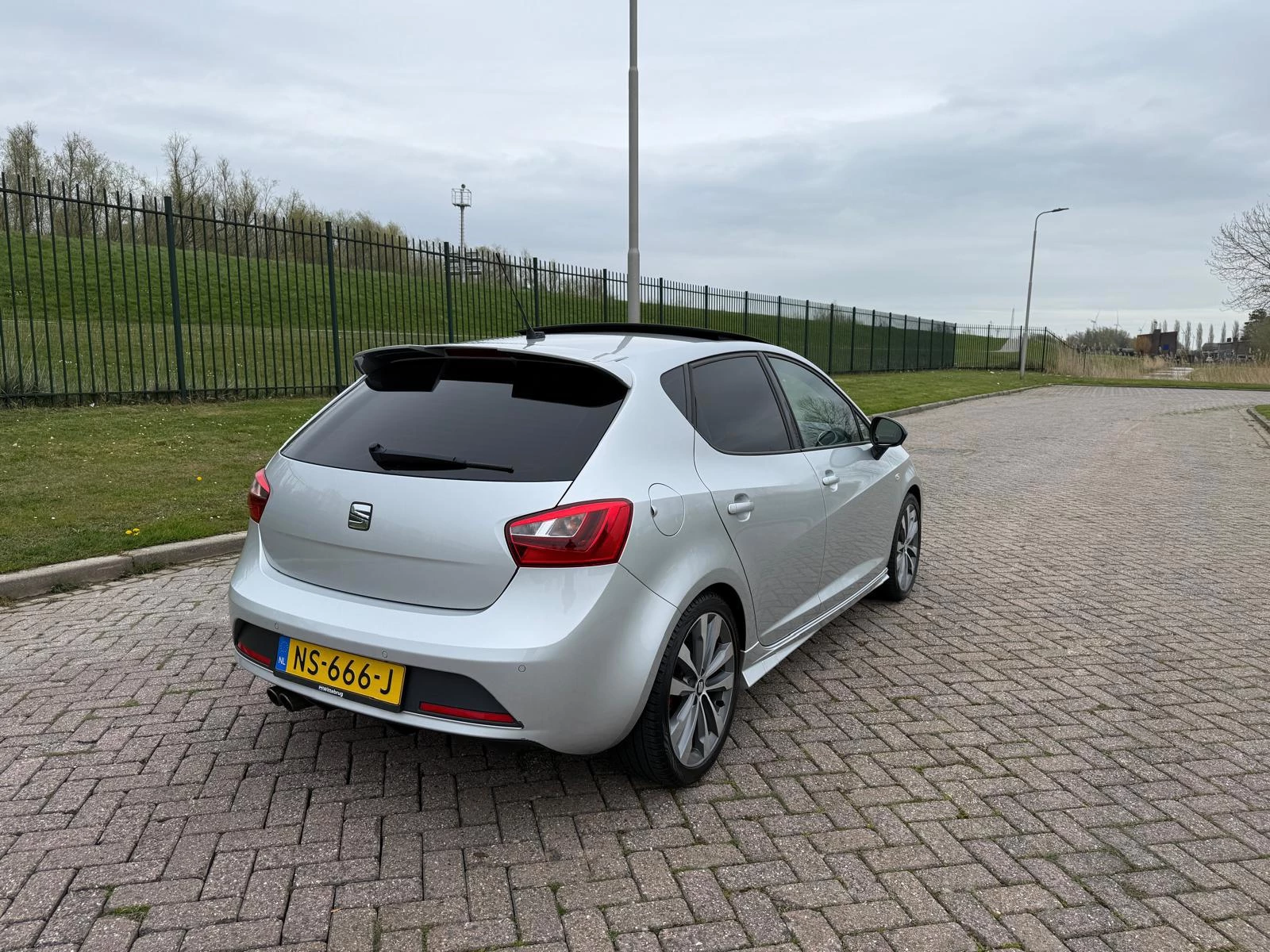 Hoofdafbeelding SEAT Ibiza
