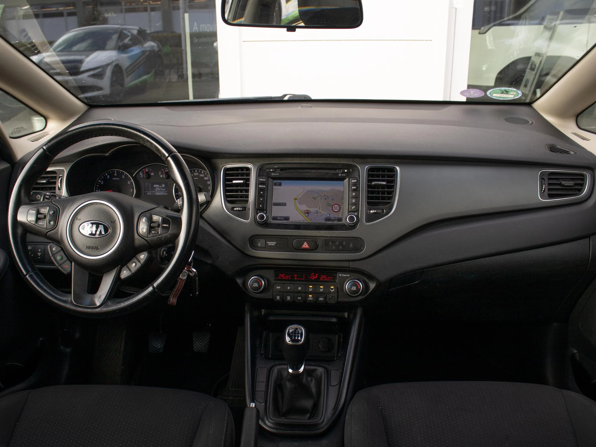 Hoofdafbeelding Kia Carens