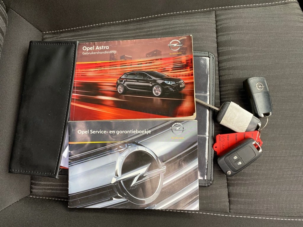 Hoofdafbeelding Opel Astra