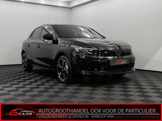 Opel Corsa 1.2 GS Line Half leder, Camera, Apple carplay, Virtual desk, Winterpakket, Cruise control, 2  jaar garantie