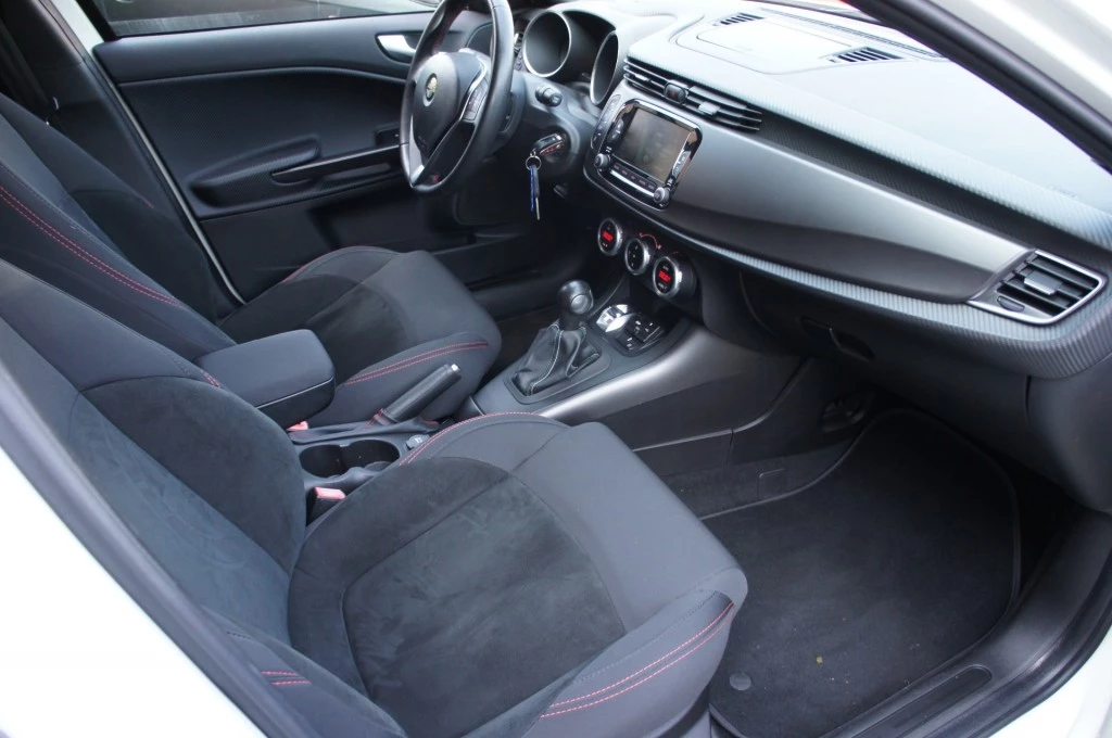 Hoofdafbeelding Alfa Romeo Giulietta