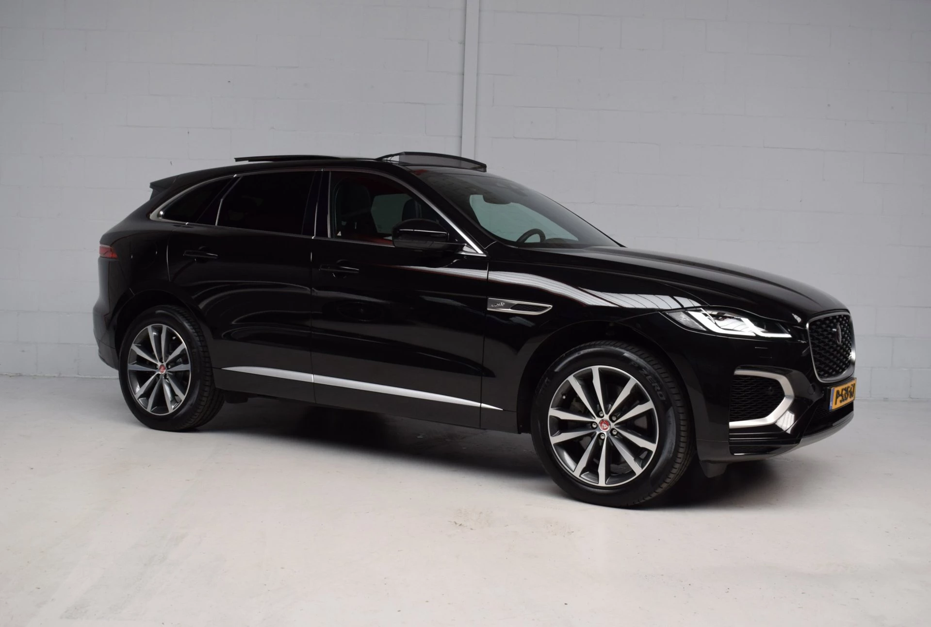 Hoofdafbeelding Jaguar F-PACE