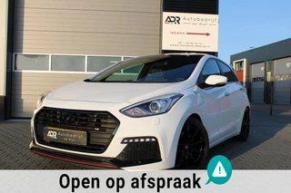 Hoofdafbeelding Hyundai i30 Hyundai I30 1.6 T-GDI 186PK/PANO/19''LEER/XENON/CAMERA/BOM VOLL