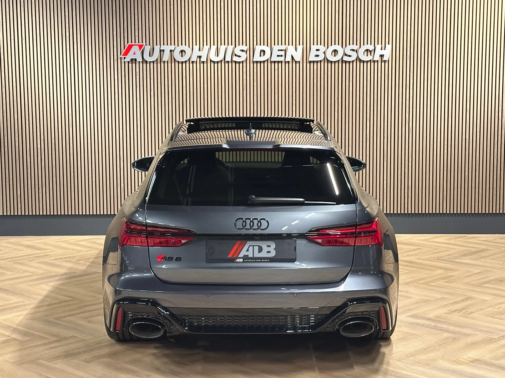 Hoofdafbeelding Audi RS6