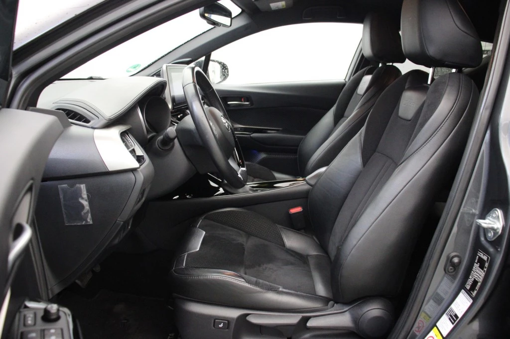 Hoofdafbeelding Toyota C-HR